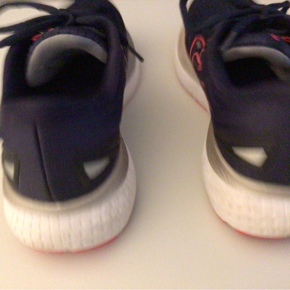 Women’s Brooks Glycerin 19 Running Sneakers. Size 8.  Dark Blue. VG condition. - Picture 5 of 7